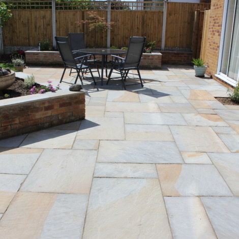 York Stone Sandstone Patio Paving Slabs (Classicstone Yorkshire Blend ...