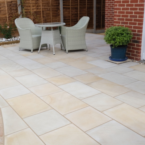 Cream Sandstone Patio Paving Slabs (Premiastone Ivory) - Natural Paving